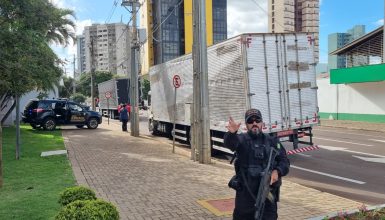 Imagem referente a Forte esquema de segurança é montado para transporte de dinheiro em Cascavel