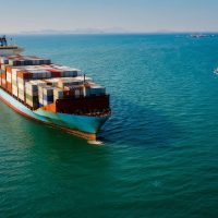 Imagem referente a Com tarifas, exportações para Estados Unidos caem 11,3% em abril