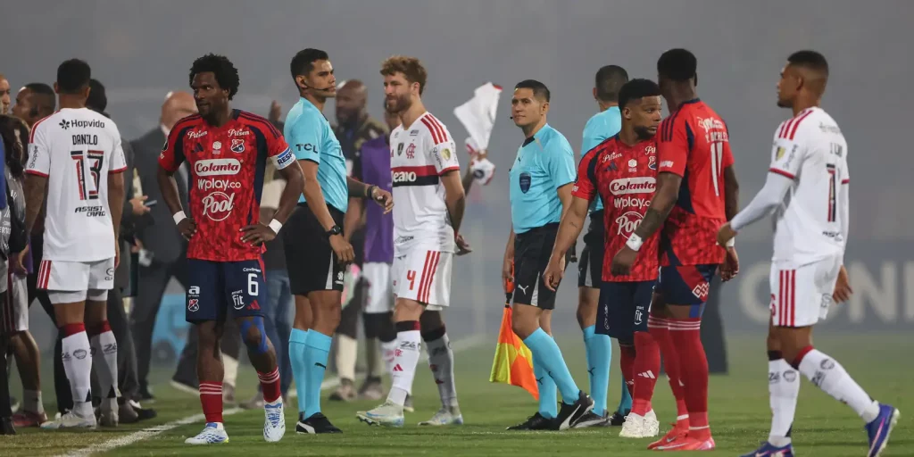 Jogo do Flamengo na Libertadores é cancelado por atos de vandalismo
