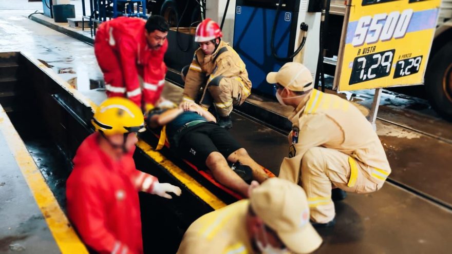 Homem sofre choque elétrico em valeta de troca de óleo em posto de combustíveis