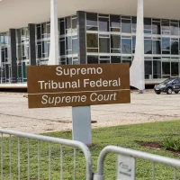 Imagem referente a Supremo profere nova decisão para barrar criação de penduricalhos