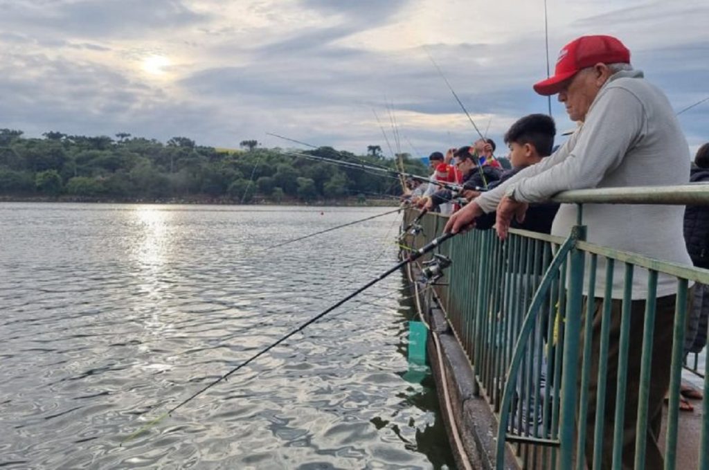 Curimba gigante e traíra de quase meio metro garantem vitória na Pesca no Lago em Cascavel