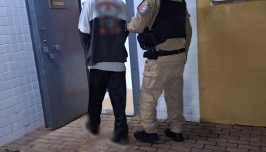 Imagem referente a Caso de violência doméstica mobiliza PM no Bairro 14 de Novembro durante a madrugada