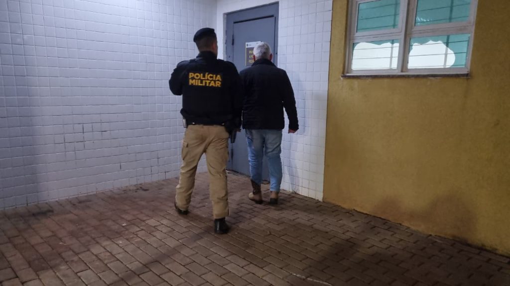Mulher é agredida e ameaçada pelo companheiro na frente da filha em Cascavel