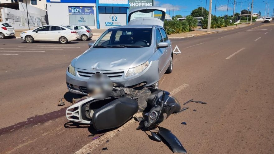 Gol e motocicleta se envolvem em acidente de trânsito em Cascavel