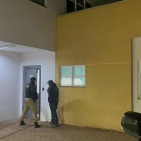 Imagem referente a Homem é detido por embriaguez ao volante após manobras em frente à PM no distrito de Penha
