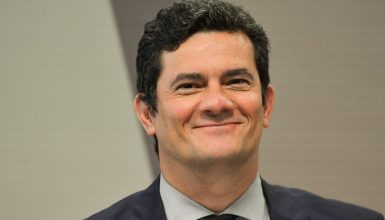 Imagem referente a Moro lidera corrida ao Governo do Paraná; disputa ao Senado aparece embolada em pesquisa de maio