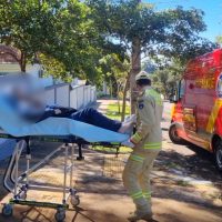 Adolescente é socorrida após torção no tornozelo Imagem referente a Adolescente é socorrida após torção no tornozelo
