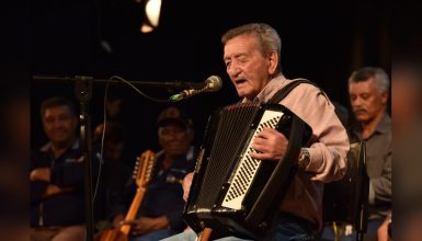 3º Encontro de Violeiros e Sanfoneiros 60+ celebra música raiz em Cascavel Imagem referente a 3º Encontro de Violeiros e Sanfoneiros 60+ celebra música raiz em Cascavel