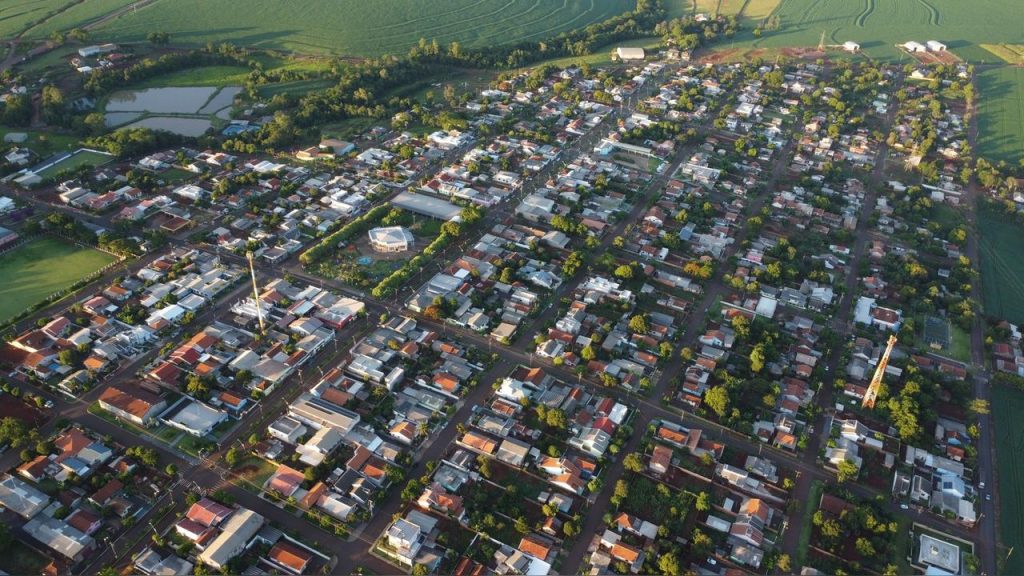 Foragido da Justiça é localizado em estabelecimento comercial no Oeste Foragido da Justiça é localizado em estabelecimento comercial no Oeste