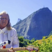 Imagem referente a Exposição gratuita comemora 50 anos de carreira de Victor Biglione