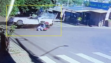 Veja como ocorreu violento acidente entre Corcel e motocicleta em Cascavel Imagem referente a Veja como ocorreu violento acidente entre Corcel e motocicleta em Cascavel