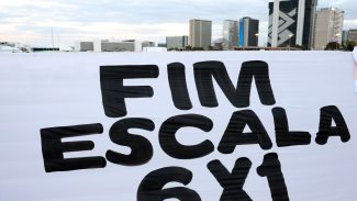 Vereadores fazem “protocolaço” de projetos pelo fim da escala 6x1