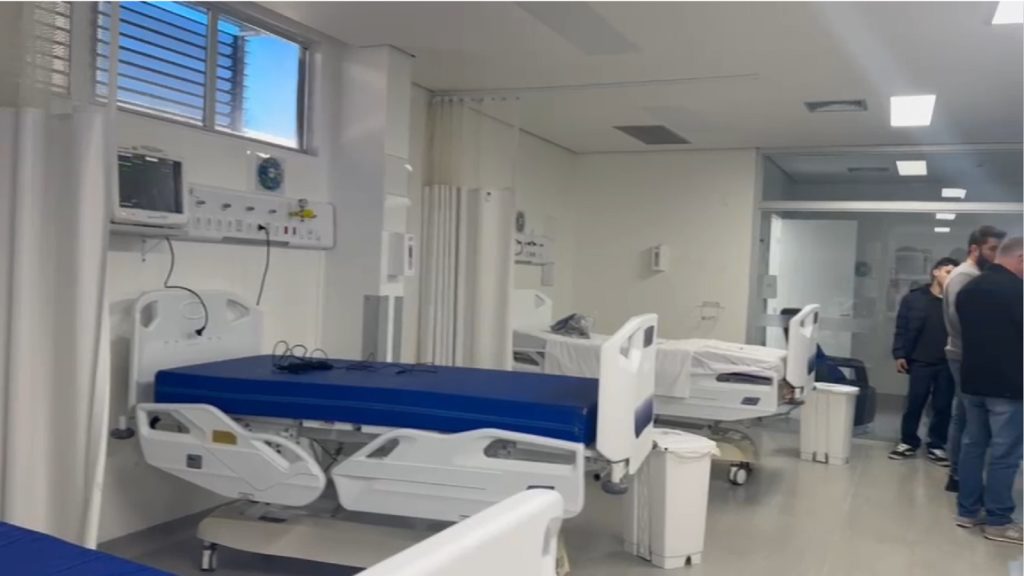 Hospital Regional inicia organização da farmácia e treinamento dos primeiros funcionários
