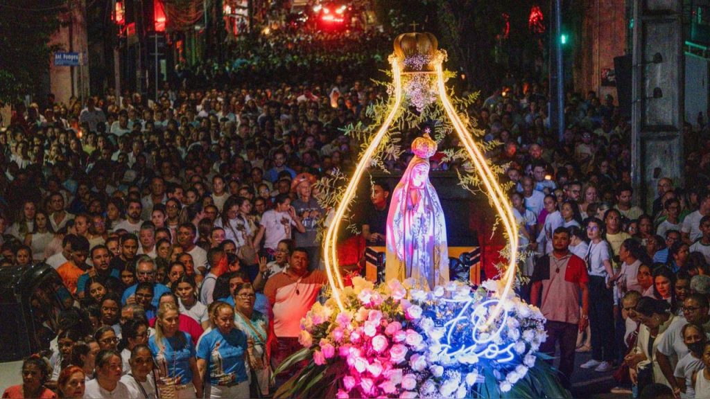 Dia de Nossa Senhora de Fátima mobiliza fiéis em celebrações pelo mundo Dia de Nossa Senhora de Fátima mobiliza fiéis em celebrações pelo mundo