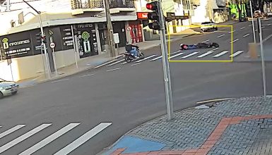 Imagem referente a Veja como ocorreu acidente de motocicleta que deixou homem e mulher feridos no Centro