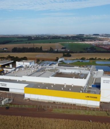 Imagem referente a Cooperativa Lar abre vagas de emprego em Cascavel com salários que podem passar de R$ 3,3 mil