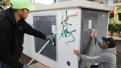 Prefeitura realiza mutirão para combater pichações
