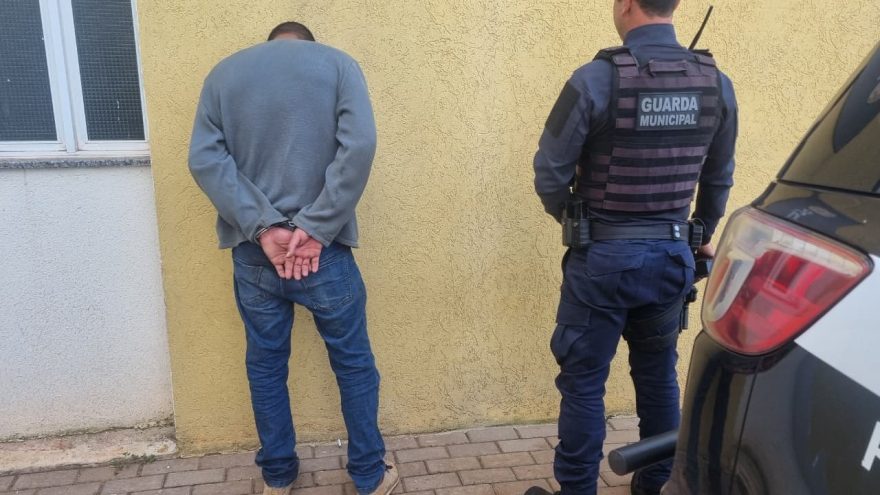 Homem é preso pela Guarda Municipal após descumprir medida protetiva em Cascavel