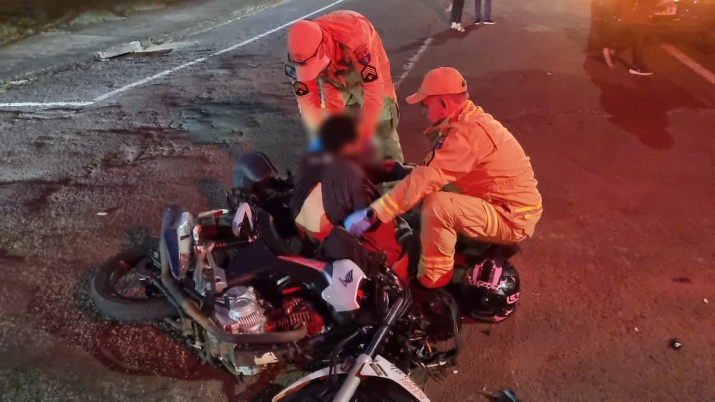 Motociclista fica ferido em acidente no Parque São Paulo