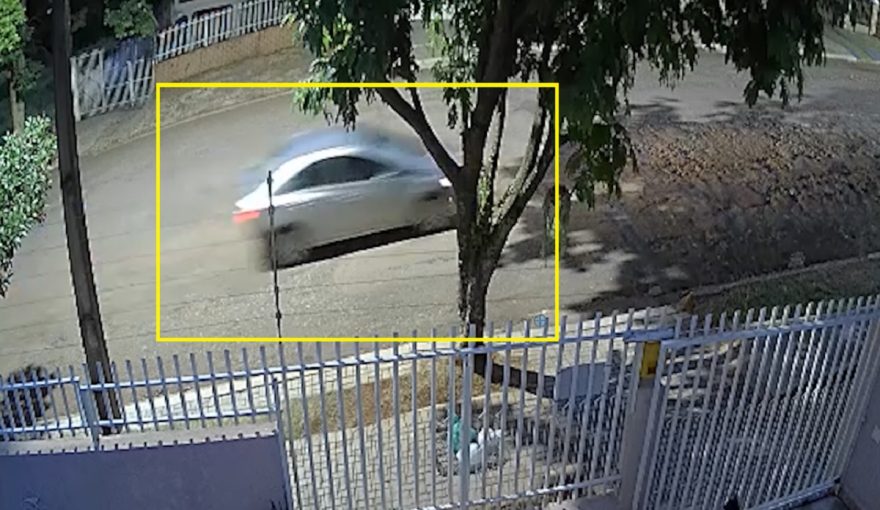 Câmera mostra Civic que fugiu após acidente contra moto no Country
