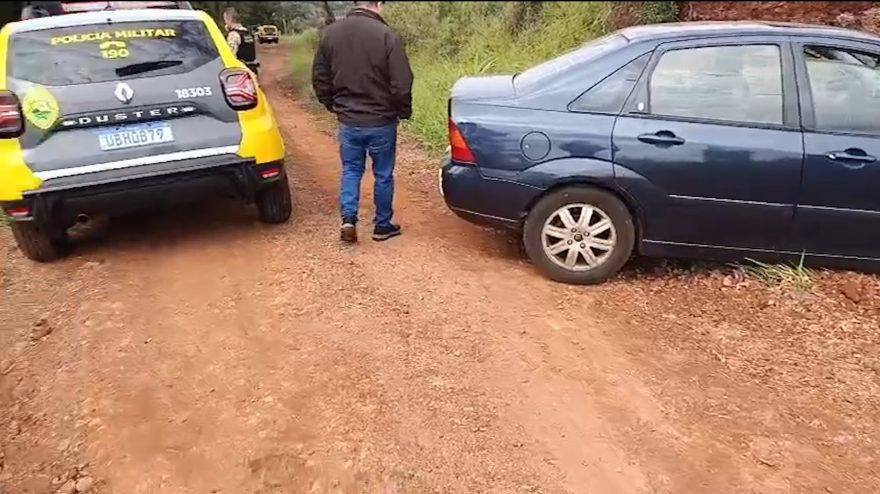 Motorista foge da PM e bate carro em suposto caso de apropriação indébita