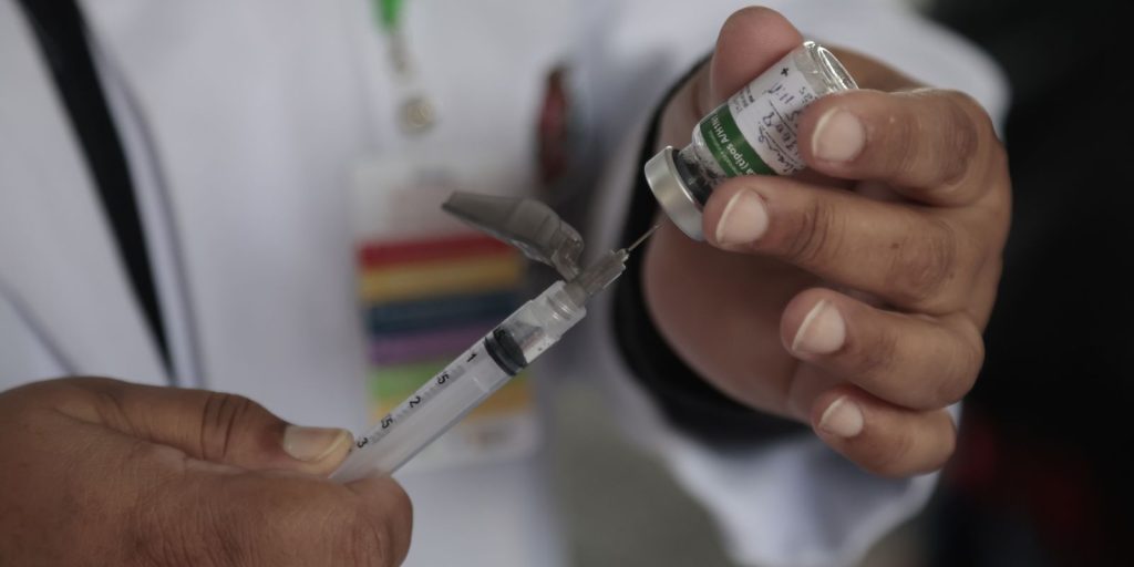 SP inicia na segunda vacinação contra influenza para toda população