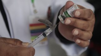 SP inicia na segunda vacinação contra influenza para toda população SP inicia na segunda vacinação contra influenza para toda população
