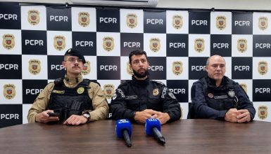 Imagem referente a Submetralhadora, drogas e arsenal de guerra: coletiva revela detalhes da megaoperação que abalou Cascavel