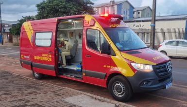 Imagem referente a Homem de 32 anos fica ferido após queda em calçada na Avenida Piquiri