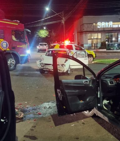Cacetada! Acidente de trânsito entre três veículos mobiliza Bombeiros ao Coqueiral Imagem referente a Cacetada! Acidente de trânsito entre três veículos mobiliza Bombeiros ao Coqueiral