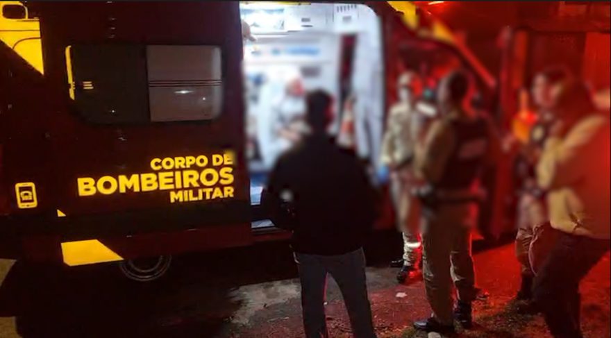 Mulher é agredida pelo marido com carregador de celular no Coqueiral