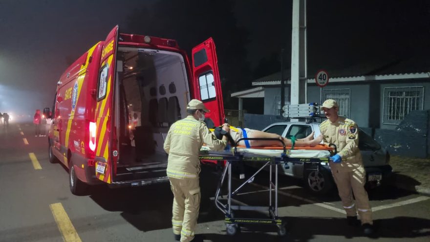 Motociclista fica ferida após atropelar pedestre no Interlagos
