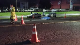 Após se envolver em acidente, motorista tenta atravessar BR-277 e morre atropelado