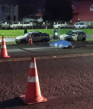 Imagem referente a Após se envolver em acidente, motorista tenta atravessar BR-277 e morre atropelado