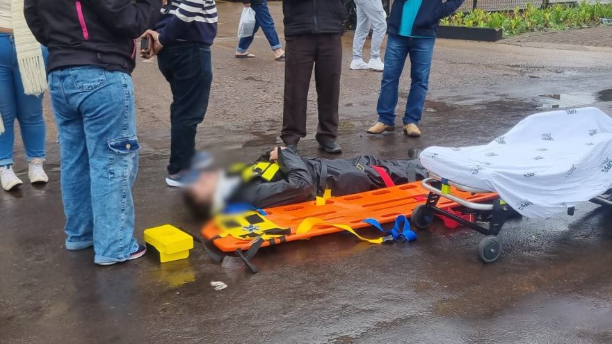 Motociclista fica ferido após colisão no cruzamento das Ruas Rio da Paz e Imigração
