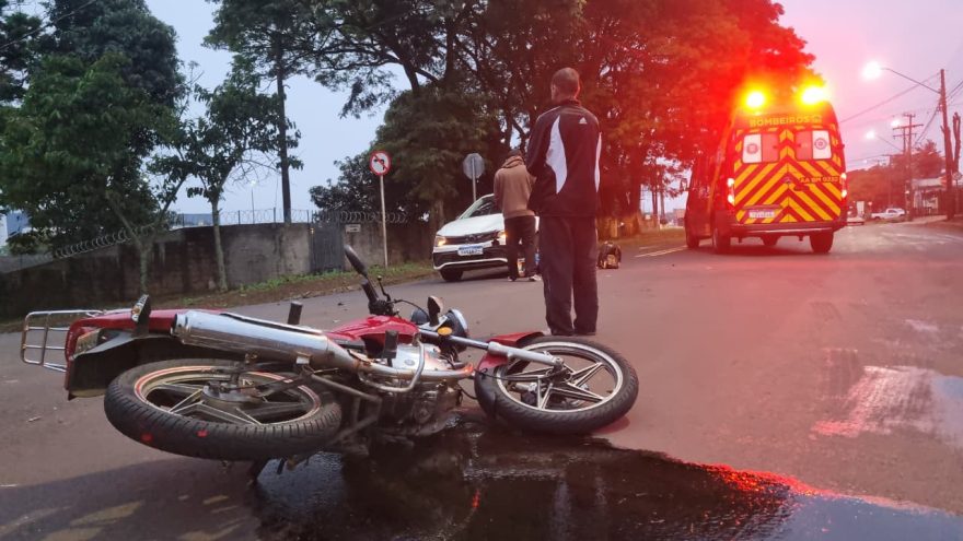 Colisão entre carro e moto mobiliza Siate ao Pioneiros Catarinenses