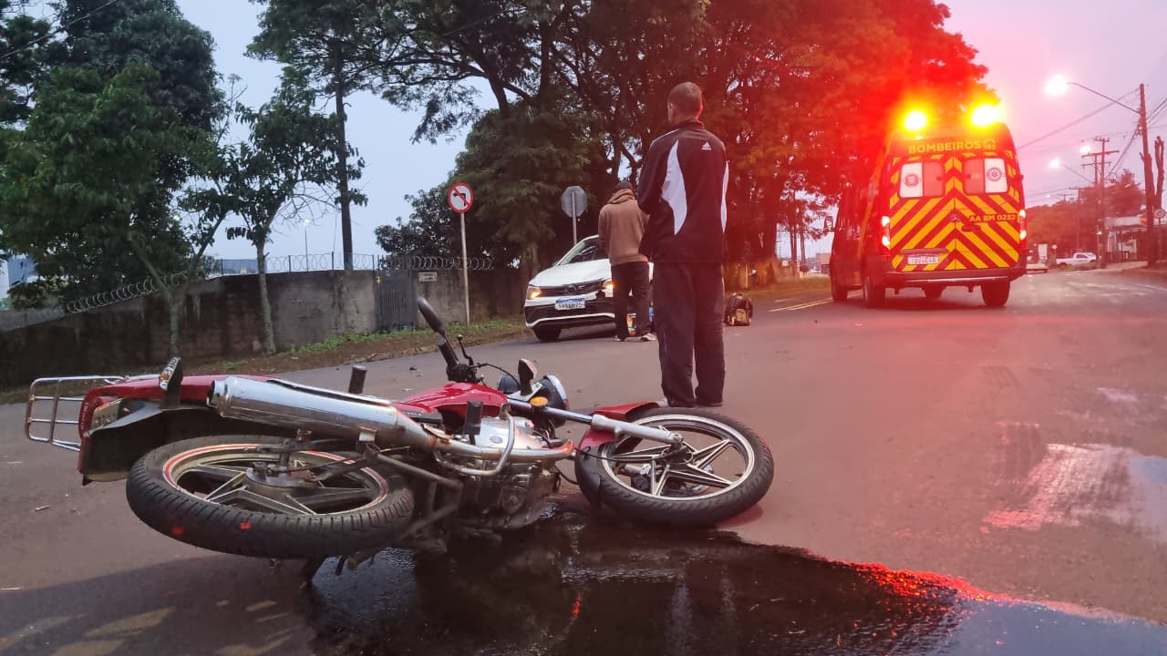 Colisão entre carro e moto mobiliza Siate ao Pioneiros Catarinenses