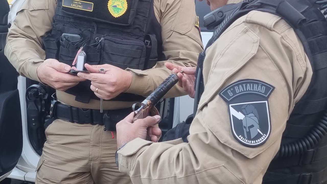 Veja arma que menino de 14 anos foi baleado pelo irmão no Cascavel Velho Veja arma que menino de 14 anos foi baleado pelo irmão no Cascavel Velho
