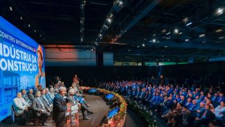 Lula sinaliza apoio a setores para redução da jornada 6x1
