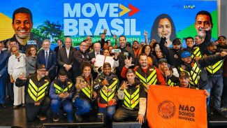 Lula cria programa de R$ 30 bilhões para motoristas de aplicativos