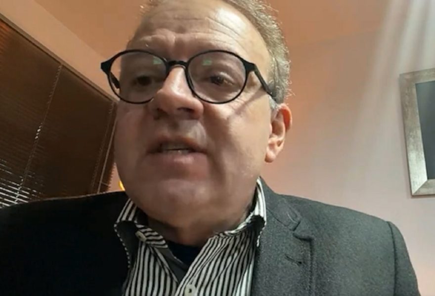 “Ele usa o procedimento judicial para legalizar estelionato”, diz advogado que tenta estancar golpe das semijoias