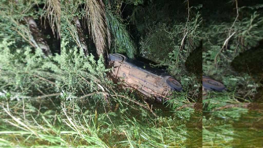 Mulher ferida em grave acidente na PR-281 morre no hospital