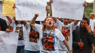 Nove em cada dez moradores de comunidade reprovam operações violentas