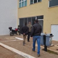 Imagem referente a Jovem de 21 anos é preso no Bairro Coqueiral durante ação da Polícia Civil em Cascavel