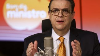 Ministro teme emenda que reduz INSS para compensar fim da escala 6x1