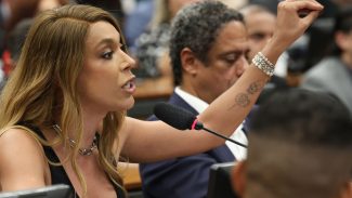 Erika Hilton rejeita negociação sobre compensações na PEC da 6x1 