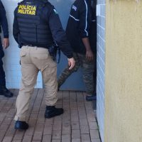 Imagem referente a Cansada de sustentar companheiro, mulher pede separação e leva soco no peito