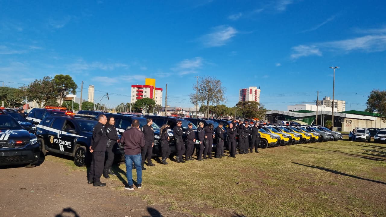 Imagem referente a Governo entrega novas viaturas e equipamentos para reforçar segurança em Cascavel e região Oeste