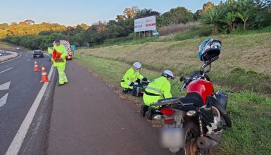 Imagem referente a Motociclista fica ferida após perder controle da moto na PRC-467, em Cascavel